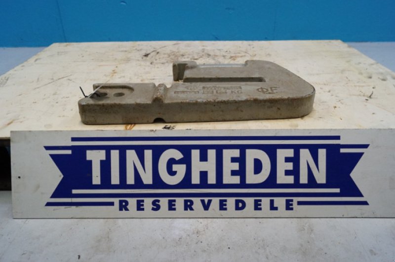 Frontgewicht типа McCormick Frontvægt, Gebrauchtmaschine в Hemmet (Фотография 2)