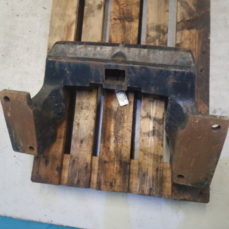 Frontgewicht tipa New Holland T8040, Gebrauchtmaschine u Hemmet (Slika 8)