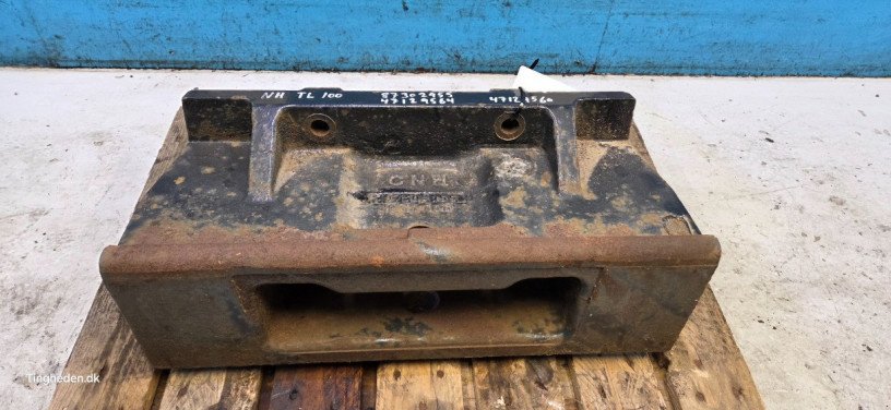 Frontgewicht typu New Holland TL100, Gebrauchtmaschine v Hemmet (Obrázek 2)