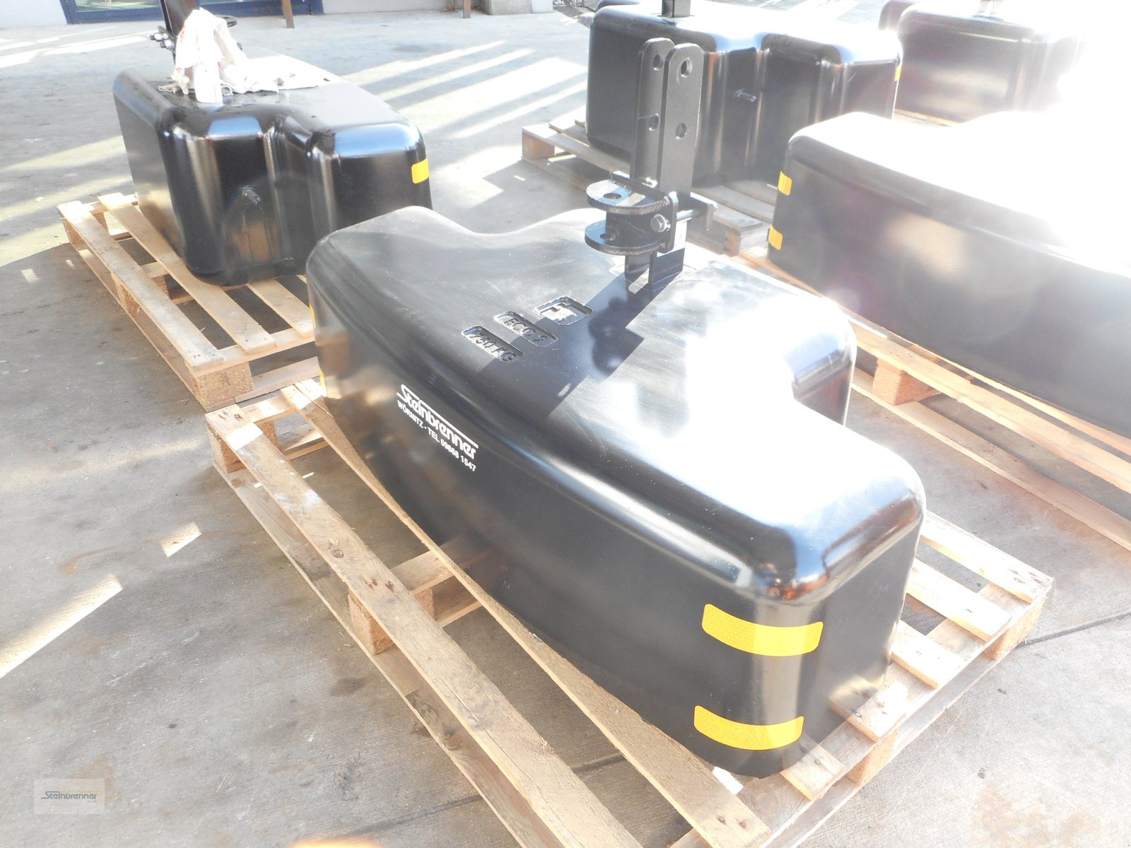 Frontgewicht des Typs Pateer ECO-2 750, Neumaschine in Wörnitz (Bild 2)