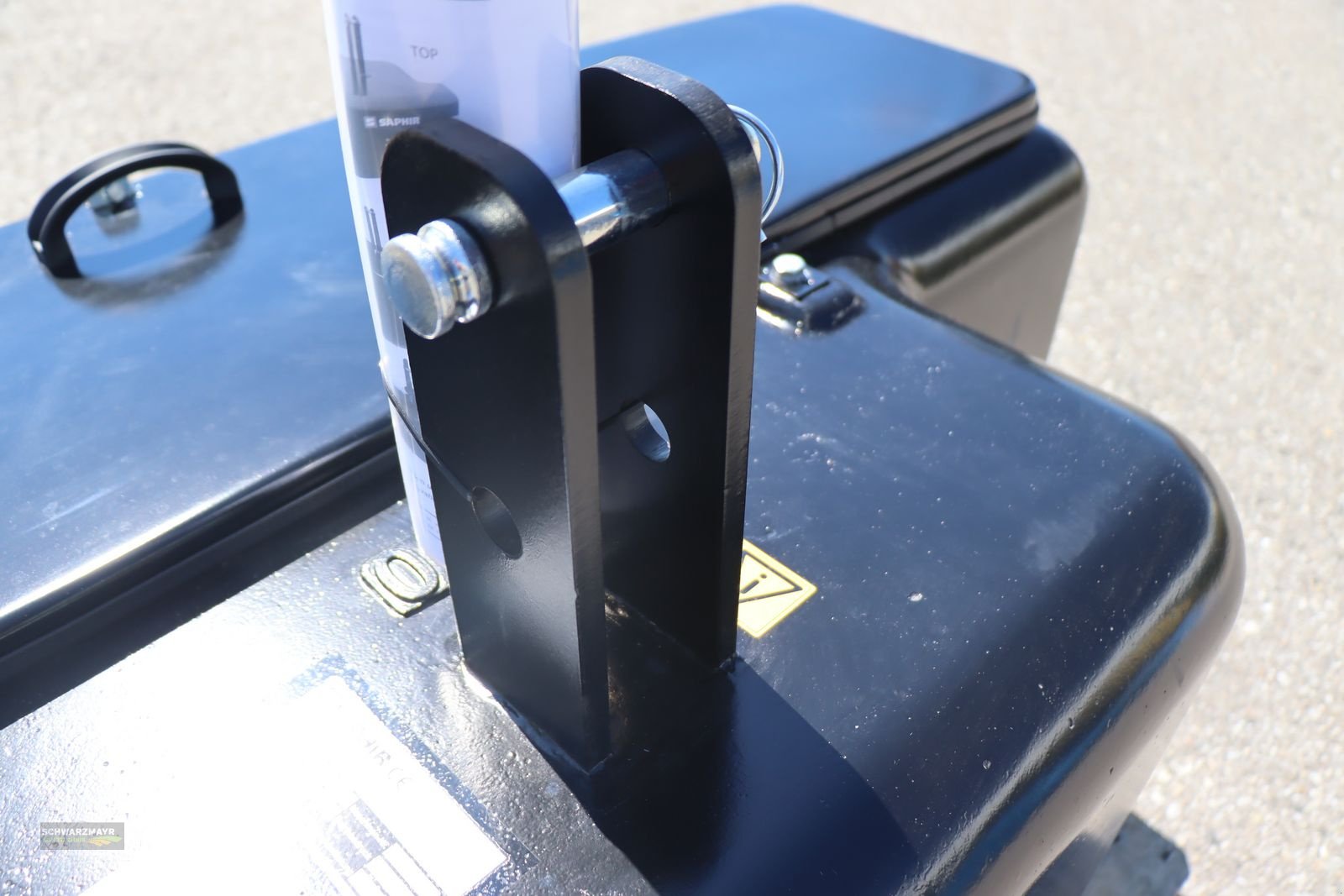 Frontgewicht des Typs Saphir 1250kg ECO BOX Gewicht, Neumaschine in Gampern (Bild 7)