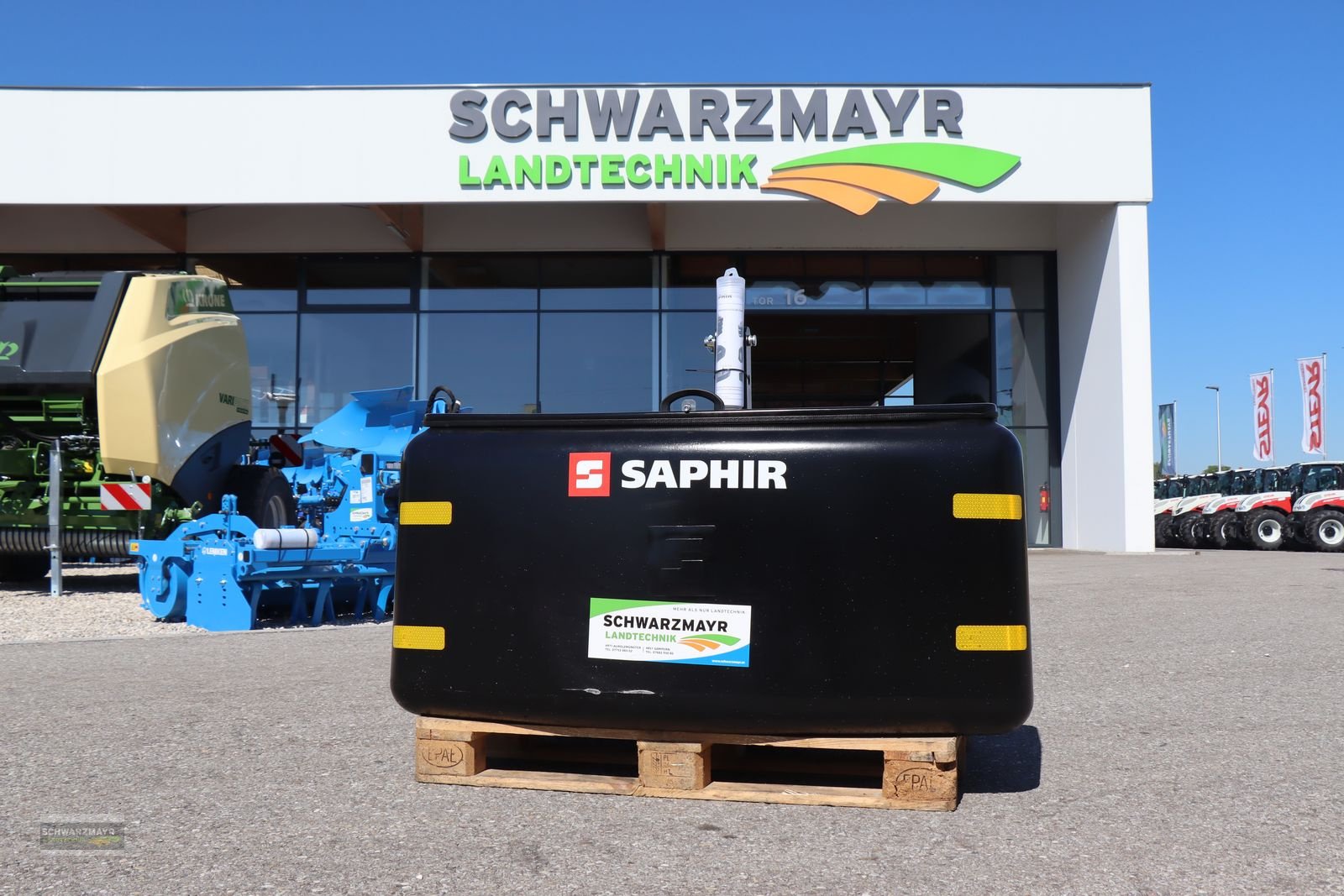 Frontgewicht des Typs Saphir 1250kg ECO BOX Gewicht, Neumaschine in Gampern (Bild 1)