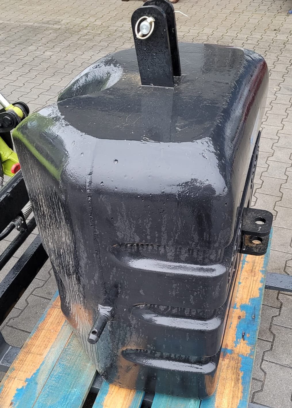 Frontgewicht от тип Saphir Betongewicht, Gebrauchtmaschine в Moosbach (Снимка 3)