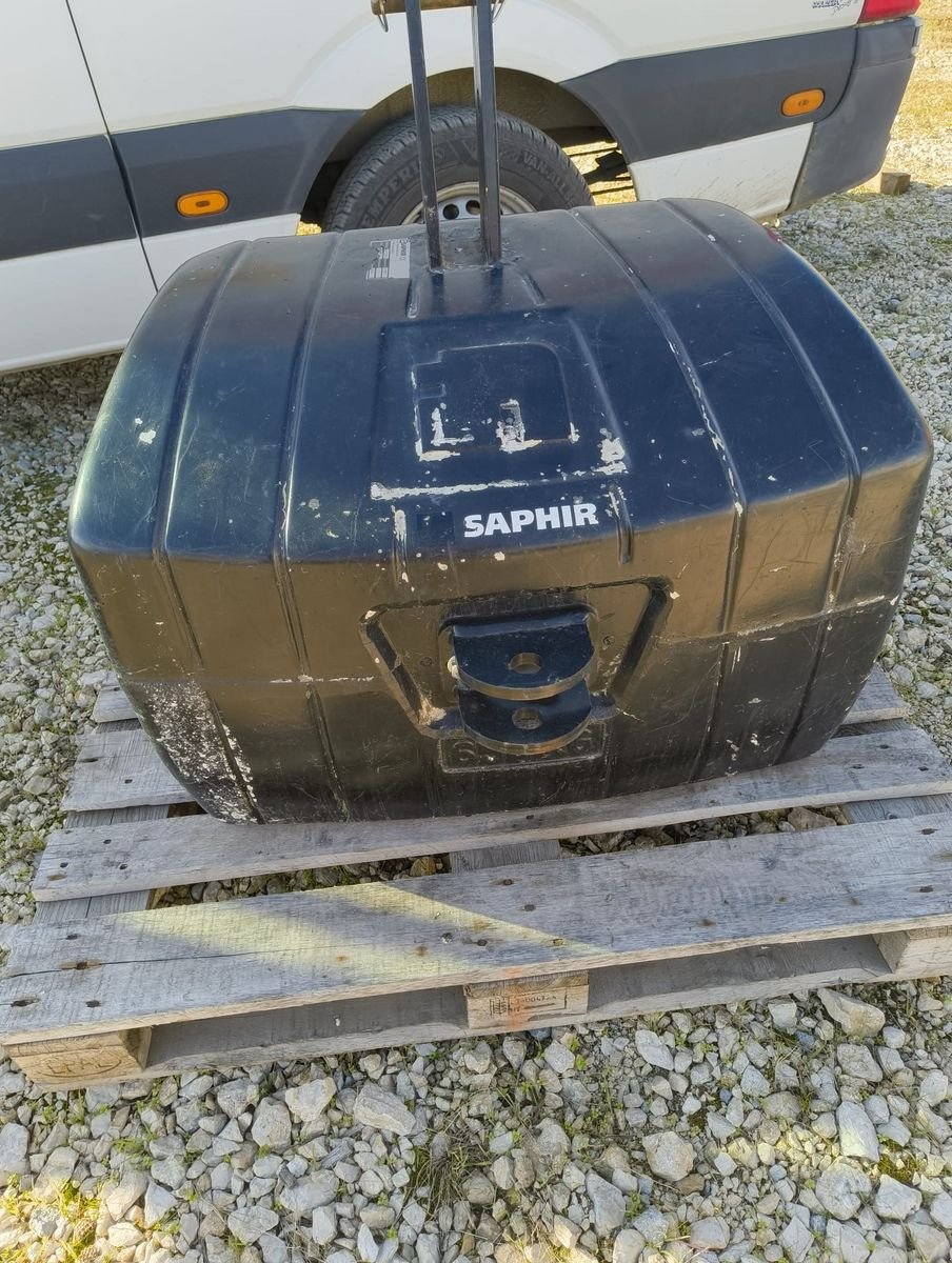 Frontgewicht des Typs Saphir Frontgewicht 650kg, Gebrauchtmaschine in Harmannsdorf-Rückersdorf (Bild 9)