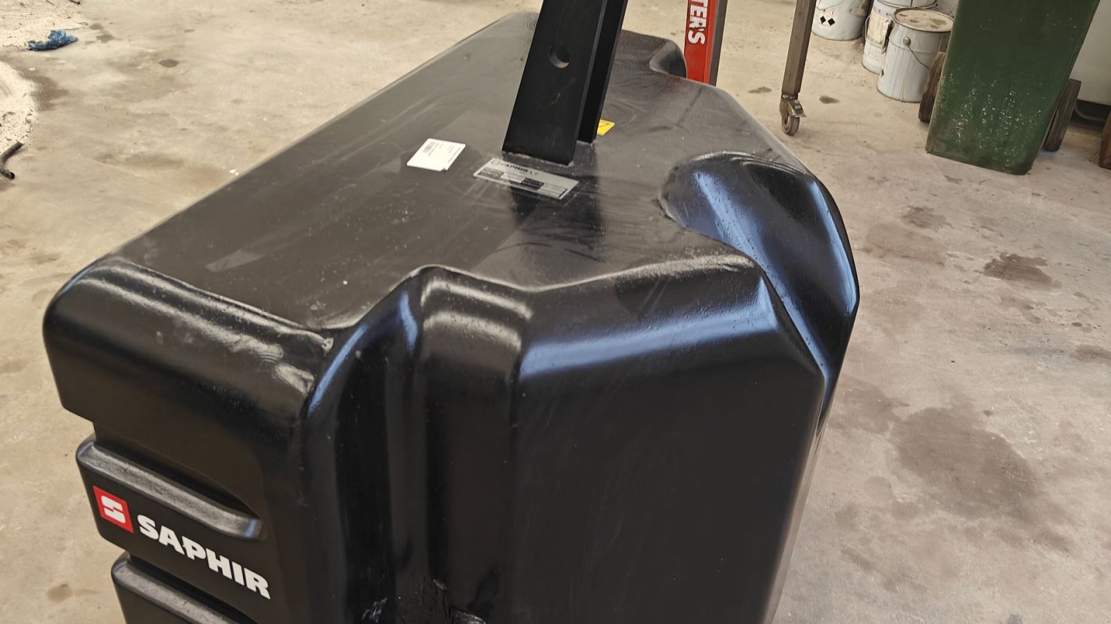Frontgewicht del tipo Saphir Vægtklods  Saphir 1200kg, Gebrauchtmaschine In Skørping (Immagine 2)