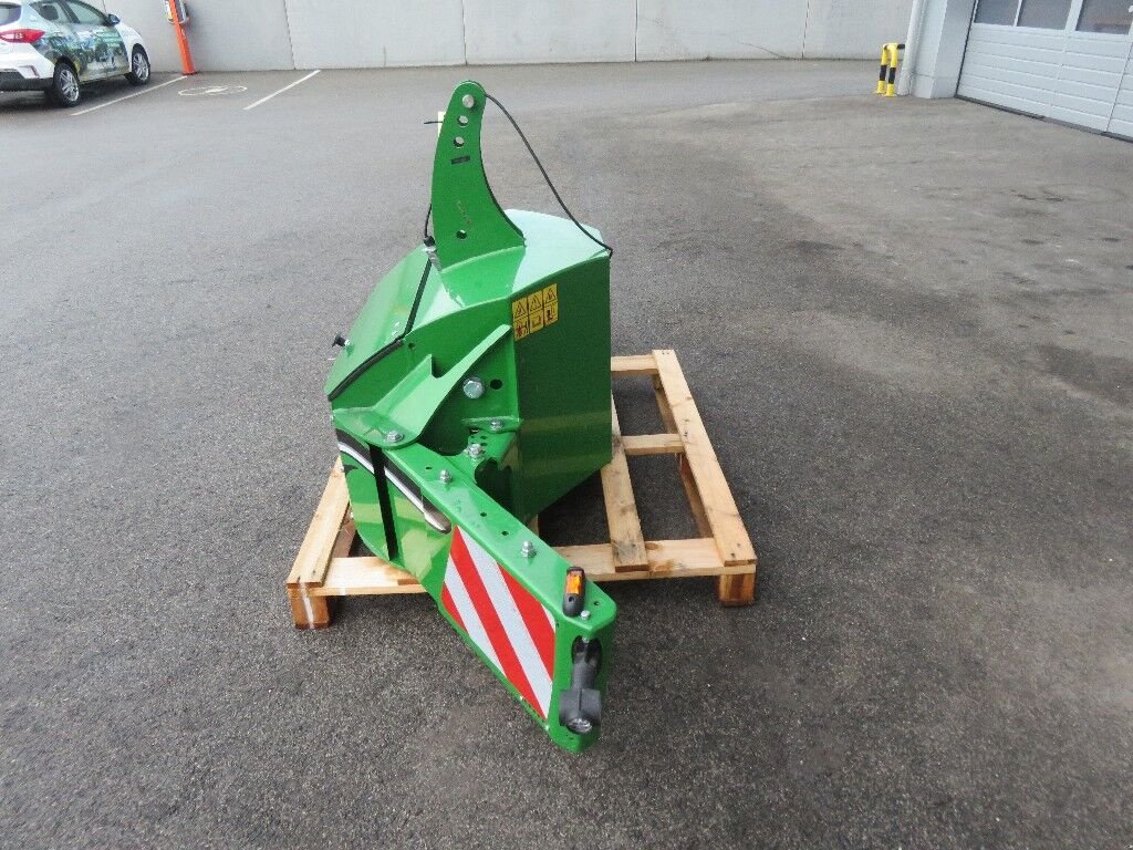 Frontgewicht типа Sonstige 1000KG, Neumaschine в Redlham (Фотография 4)