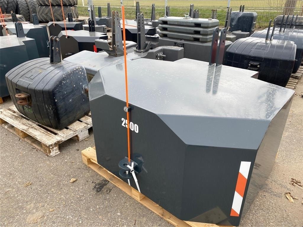 Frontgewicht typu Sonstige 2.500 kg. vægtklods, Gebrauchtmaschine v Rødekro (Obrázek 3)