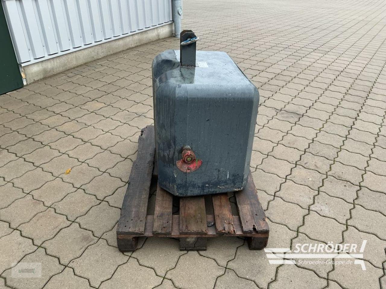 Frontgewicht of the type Sonstige 600 KG STAHLBETON FRONTGEWICHT, Gebrauchtmaschine in Hemmoor (Picture 5)