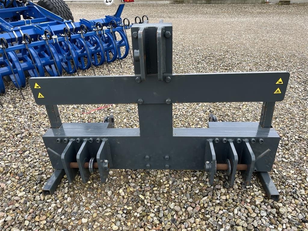 Frontgewicht tipa Sonstige 750 kg Mulighed for ekstra 1.600 kg vægt - Totalvægt=2.350 kg, Gebrauchtmaschine u Sakskøbing (Slika 3)