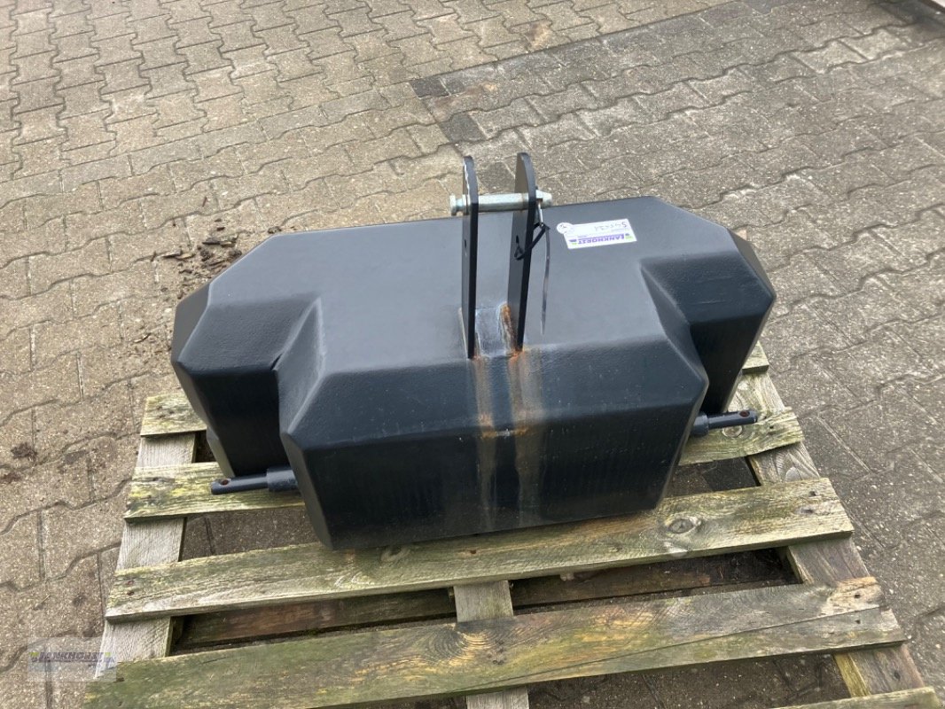 Frontgewicht des Typs Sonstige BETON BALLASTGEWICHT, Neumaschine in Aurich (Bild 3)