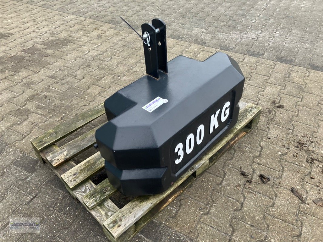 Frontgewicht des Typs Sonstige BETON BALLASTGEWICHT, Neumaschine in Aurich (Bild 5)