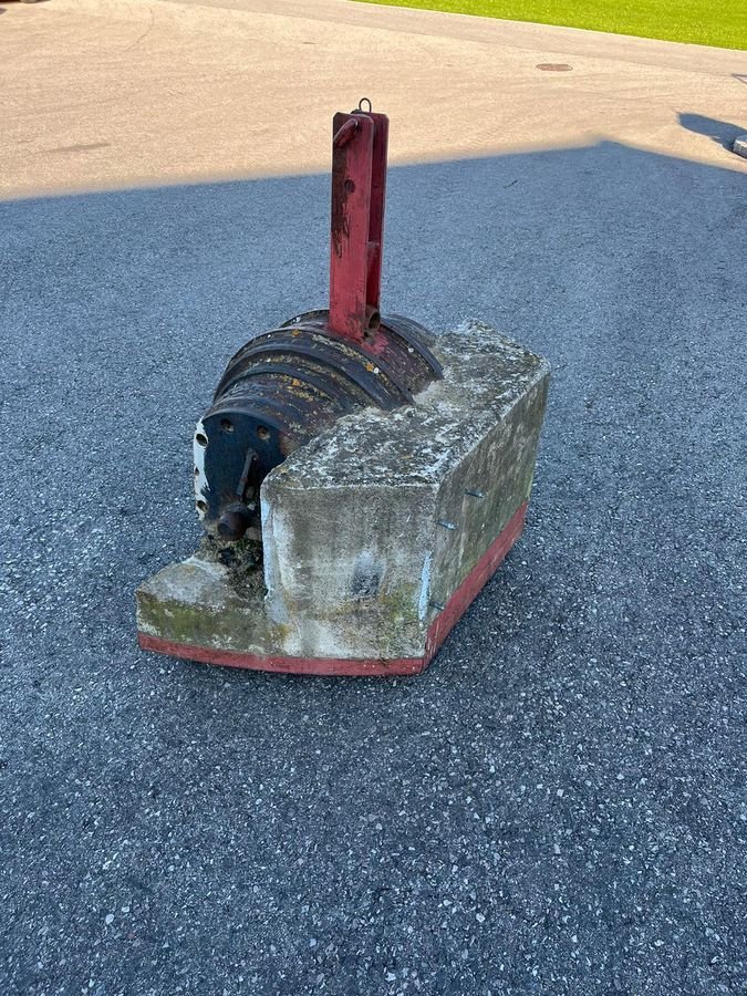 Frontgewicht des Typs Sonstige Betongewicht 1860 kg, Gebrauchtmaschine in NATTERNBACH (Bild 2)