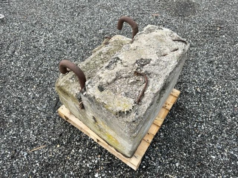 Frontgewicht des Typs Sonstige Betongewicht 250 und 300kg, gebraucht, Gebrauchtmaschine in Tamsweg (Bild 14)