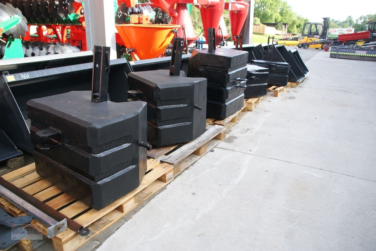 Frontgewicht des Typs Sonstige Betongewichte, Gebrauchtmaschine in Eberschwang (Bild 3)