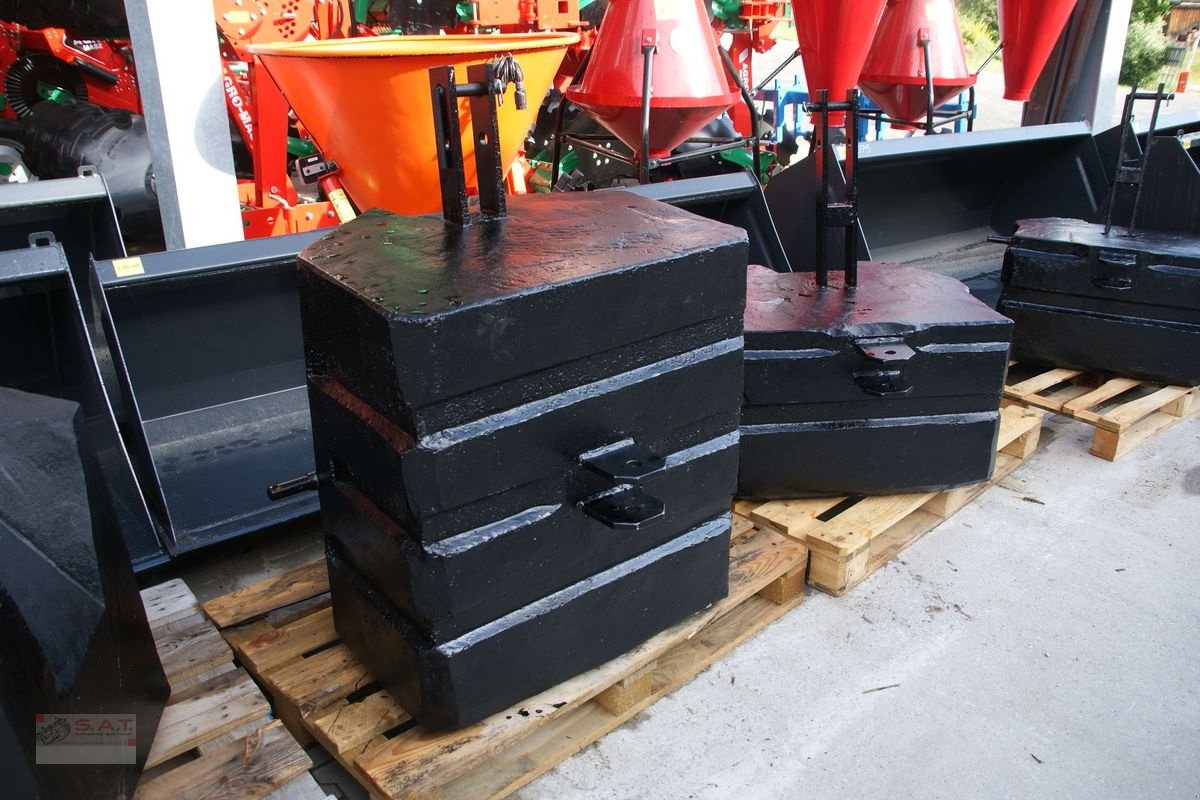 Frontgewicht des Typs Sonstige Betongewichte, Gebrauchtmaschine in Eberschwang (Bild 1)