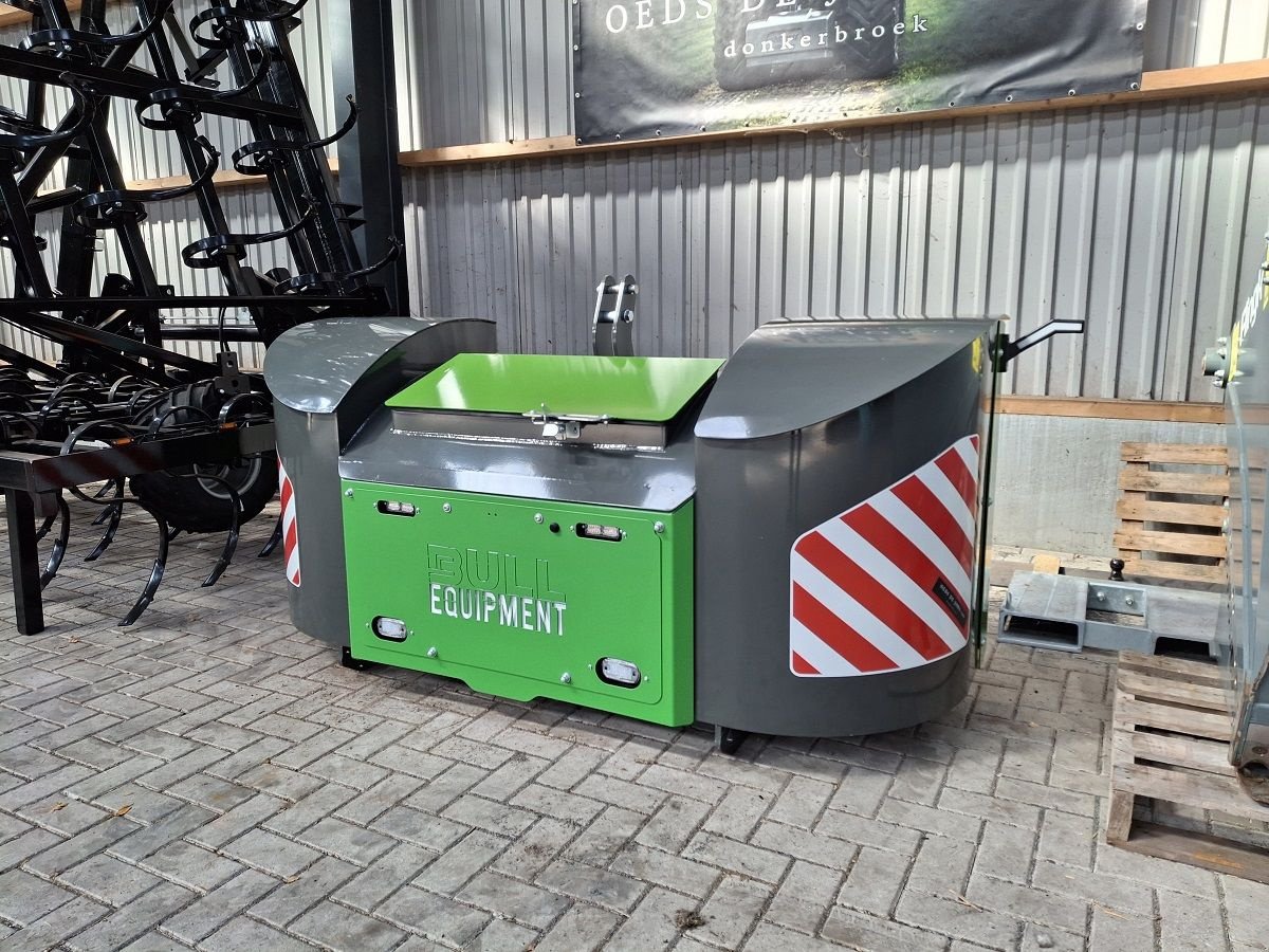 Frontgewicht del tipo Sonstige Bull Equipment frontgewicht, Neumaschine en Donkerbroek (Imagen 2)