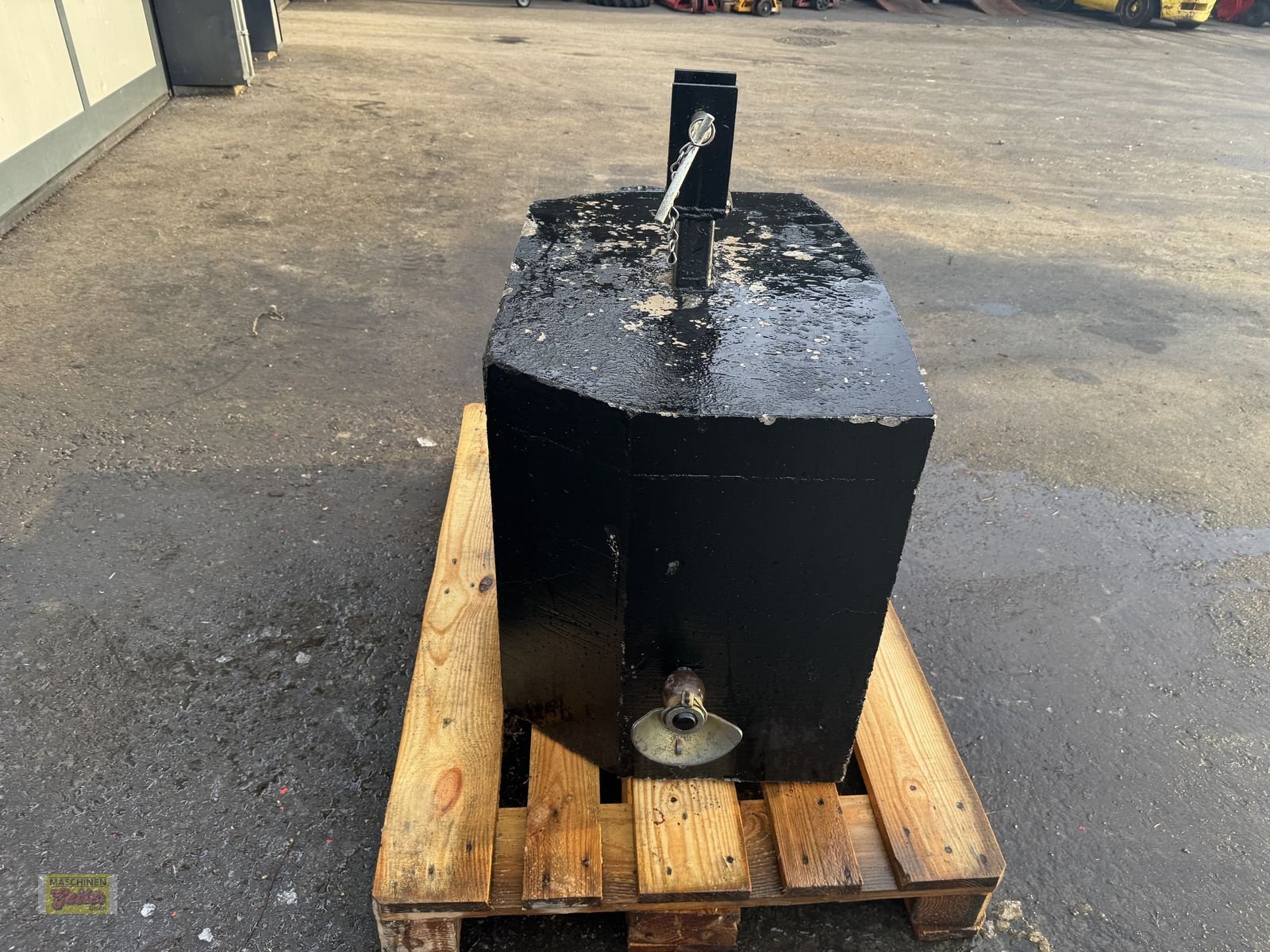 Frontgewicht of the type Sonstige Eigenbau McCormick Betongewicht 500kg, Gebrauchtmaschine in Kötschach (Picture 9)