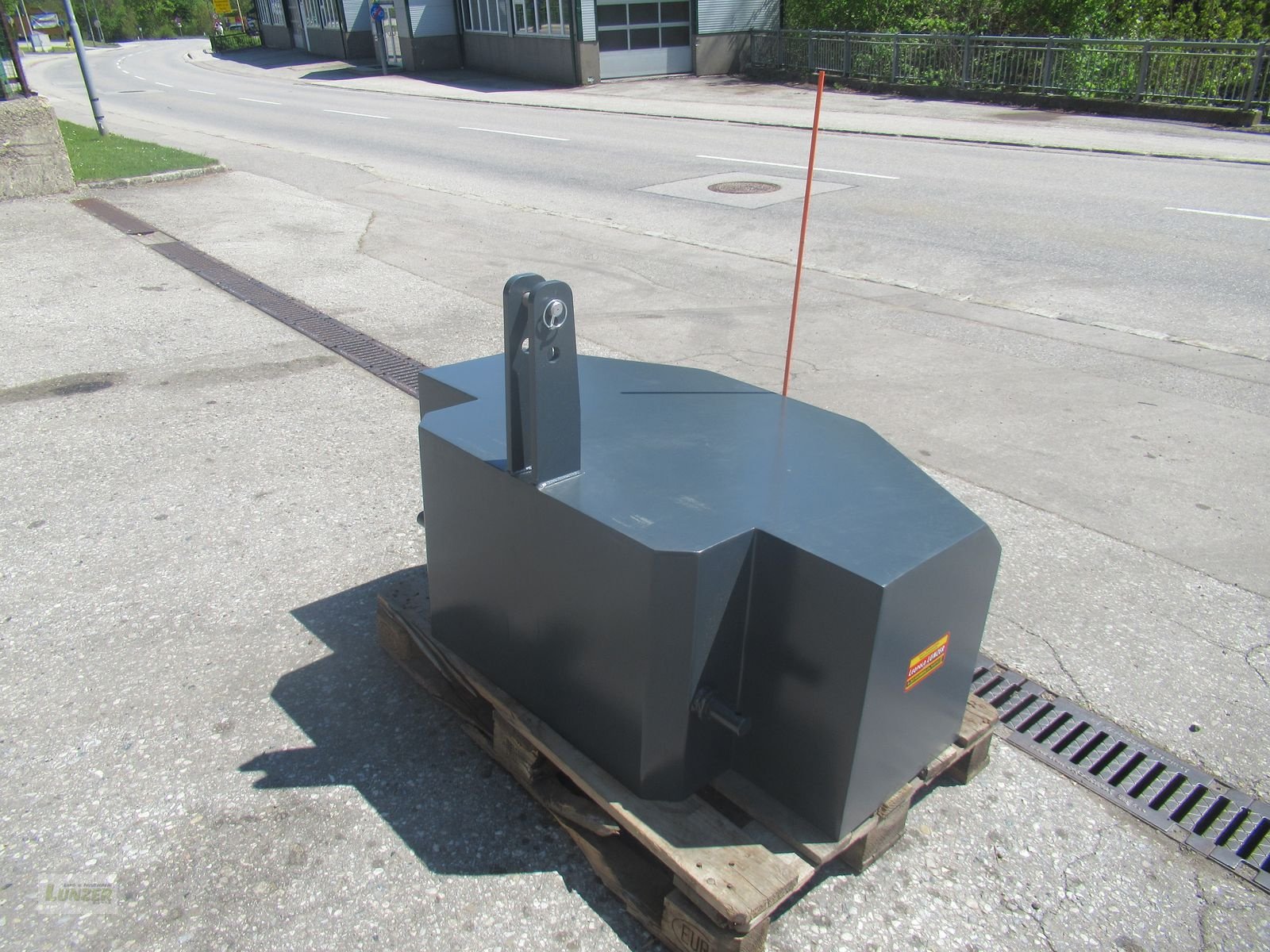 Frontgewicht of the type Sonstige Frontgewicht 1000 kg, Neumaschine in Kaumberg (Picture 3)