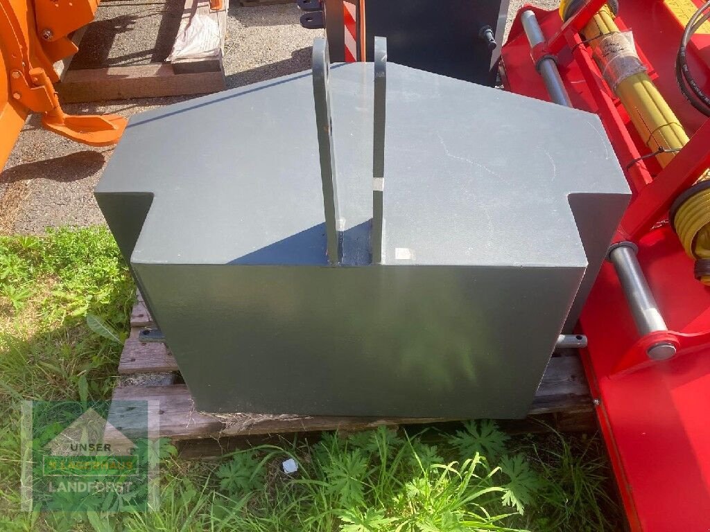 Frontgewicht of the type Sonstige Frontgewicht 800, Neumaschine in Murau (Picture 3)