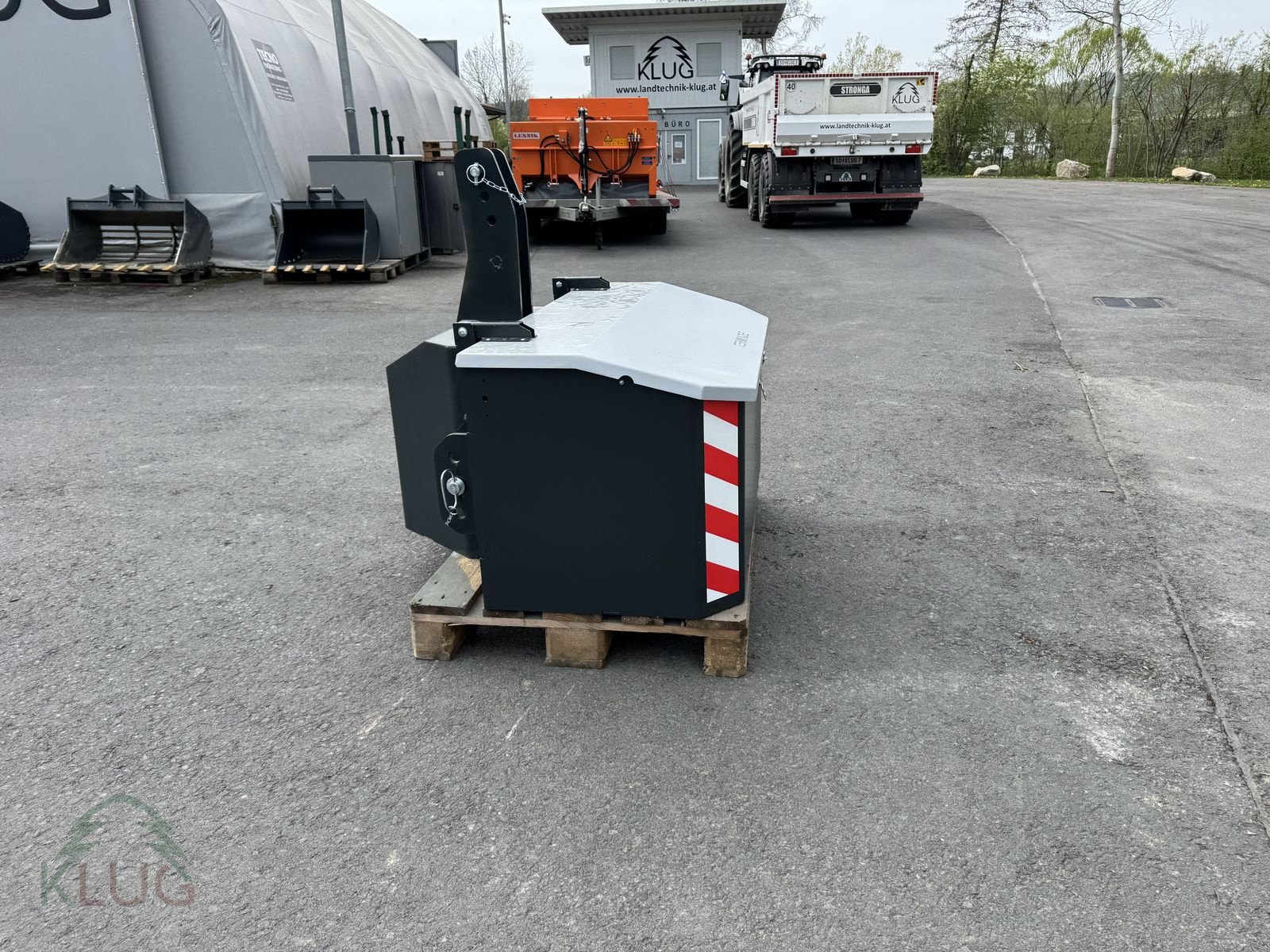 Frontgewicht типа Sonstige Frontgewicht BOX Transportkiste, Neumaschine в Pirching am Traubenberg (Фотография 10)