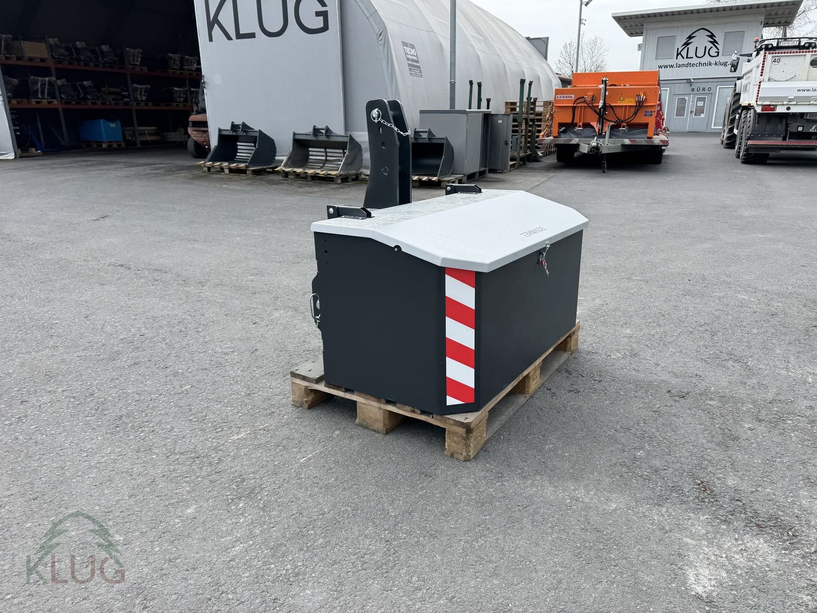 Frontgewicht типа Sonstige Frontgewicht BOX Transportkiste, Neumaschine в Pirching am Traubenberg (Фотография 9)