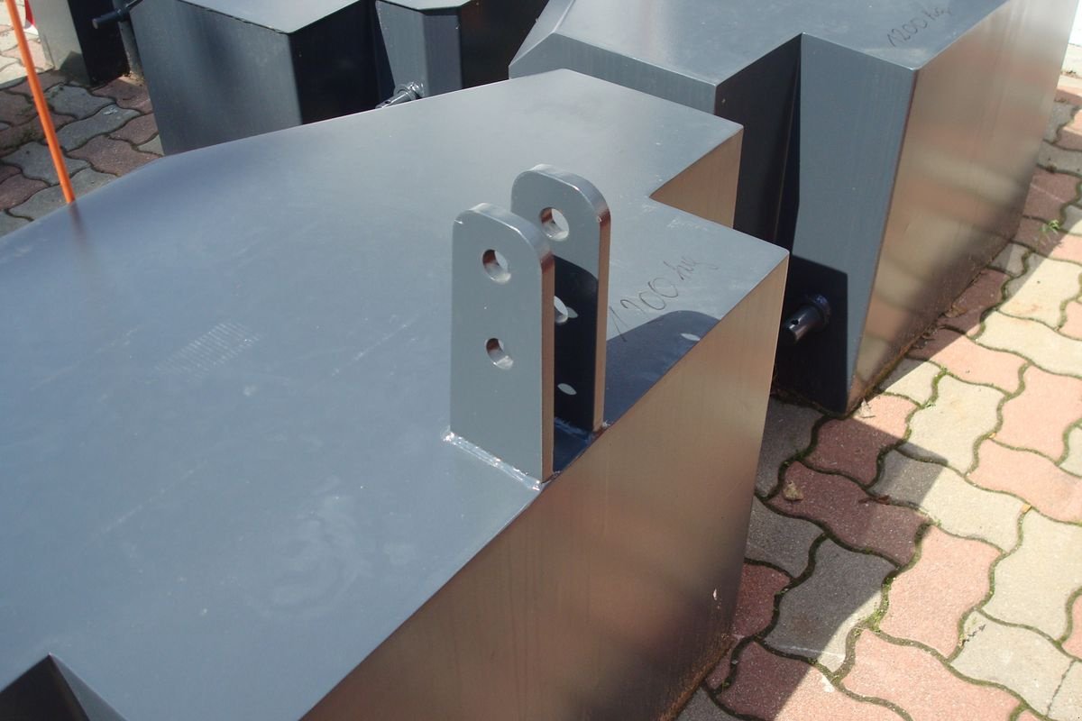 Frontgewicht typu Sonstige Frontgewicht verschiedene Größen ab 450 kg, Neumaschine v Judenburg (Obrázek 15)