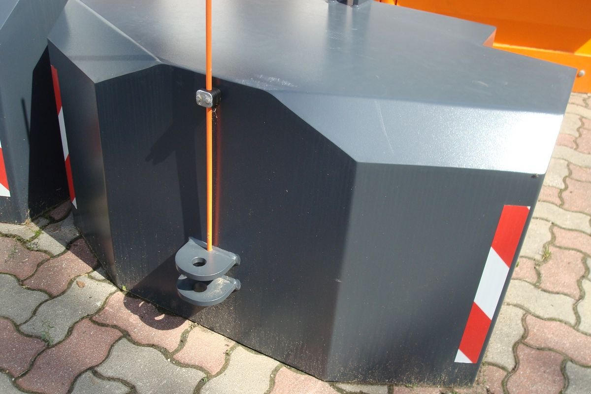 Frontgewicht des Typs Sonstige Frontgewicht verschiedene Größen ab 450 kg, Neumaschine in Judenburg (Bild 13)