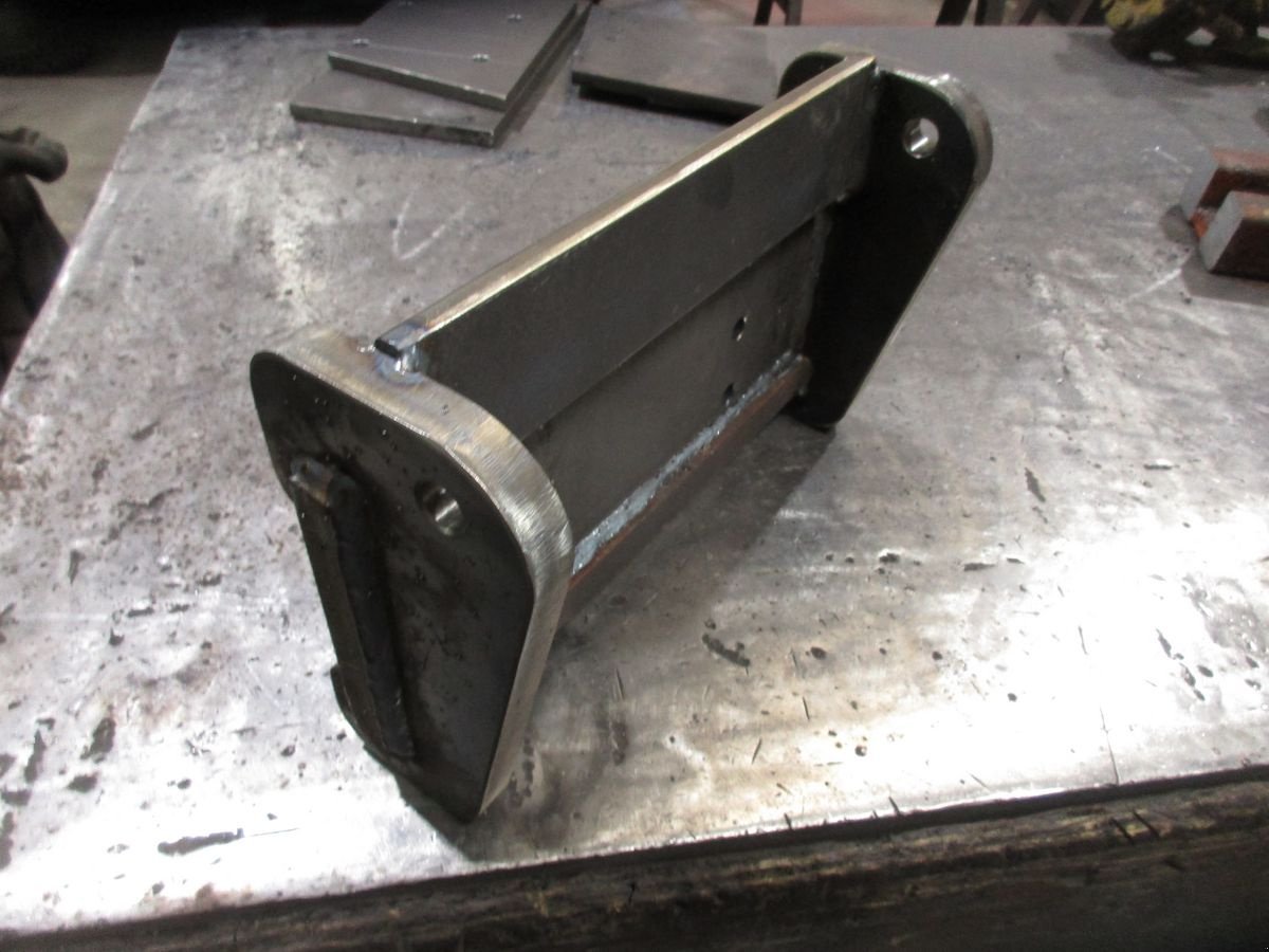 Frontgewicht of the type Sonstige Frontgewichtstafeln mit Anbaubock, Neumaschine in NATTERNBACH (Picture 8)