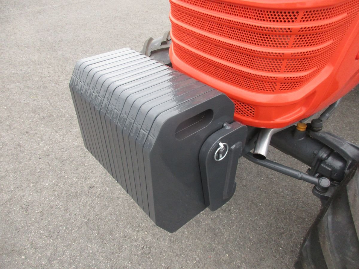 Frontgewicht of the type Sonstige Frontgewichtstafeln mit Anbaubock, Neumaschine in NATTERNBACH (Picture 2)