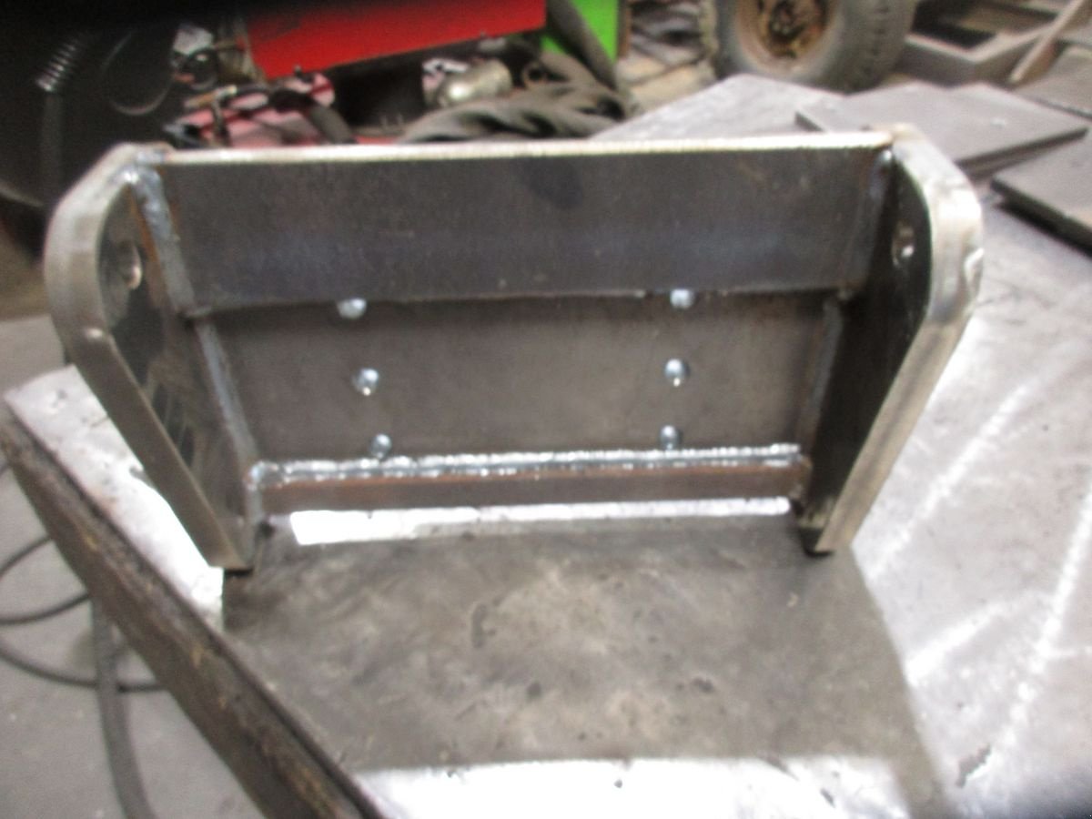 Frontgewicht of the type Sonstige Frontgewichtstafeln mit Anbaubock, Neumaschine in NATTERNBACH (Picture 9)