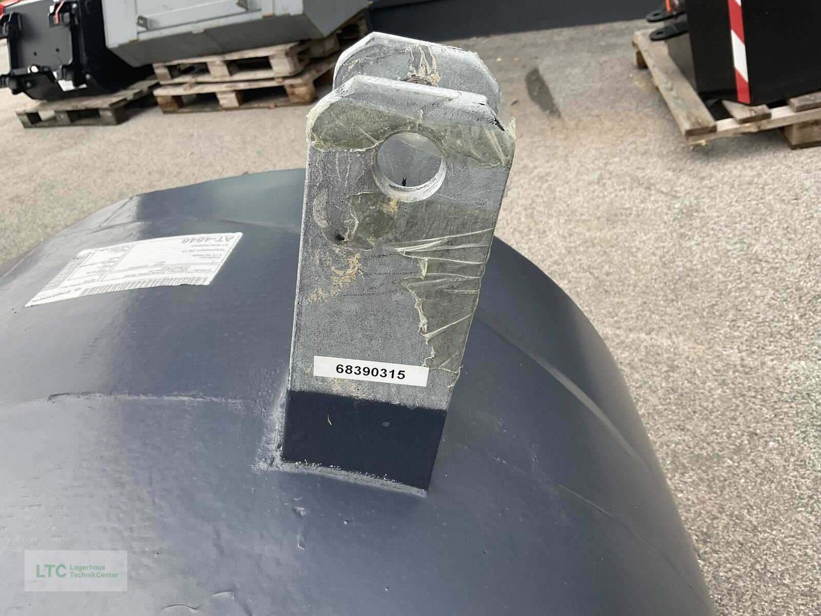 Frontgewicht des Typs Sonstige GMC 1000 KG Stahlbetongewicht, Neumaschine in Redlham (Bild 10)