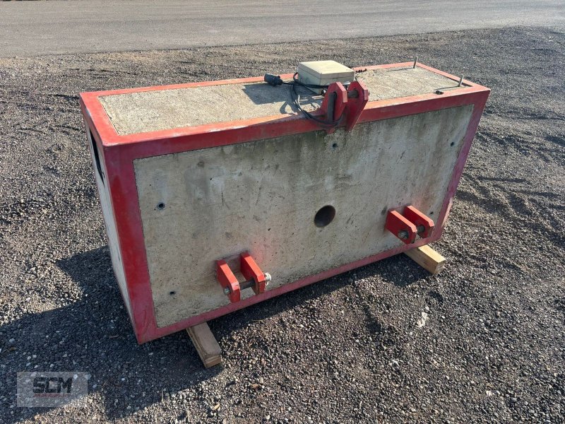 Frontgewicht типа Sonstige Heckgewicht Eigenbau 1700 KG, Gebrauchtmaschine в St. Marein