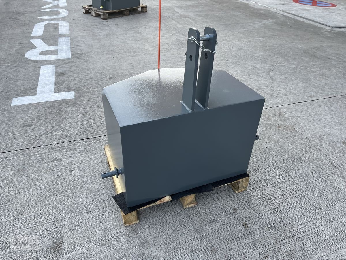 Frontgewicht des Typs Sonstige Mauch Frontgewicht 600kg, Vorführmaschine in Burgkirchen (Bild 4)