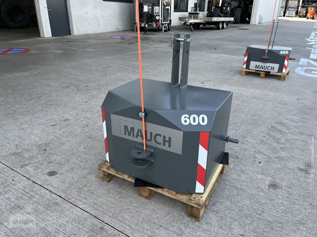 Frontgewicht des Typs Sonstige Mauch Frontgewicht 600kg, Vorführmaschine in Burgkirchen (Bild 1)