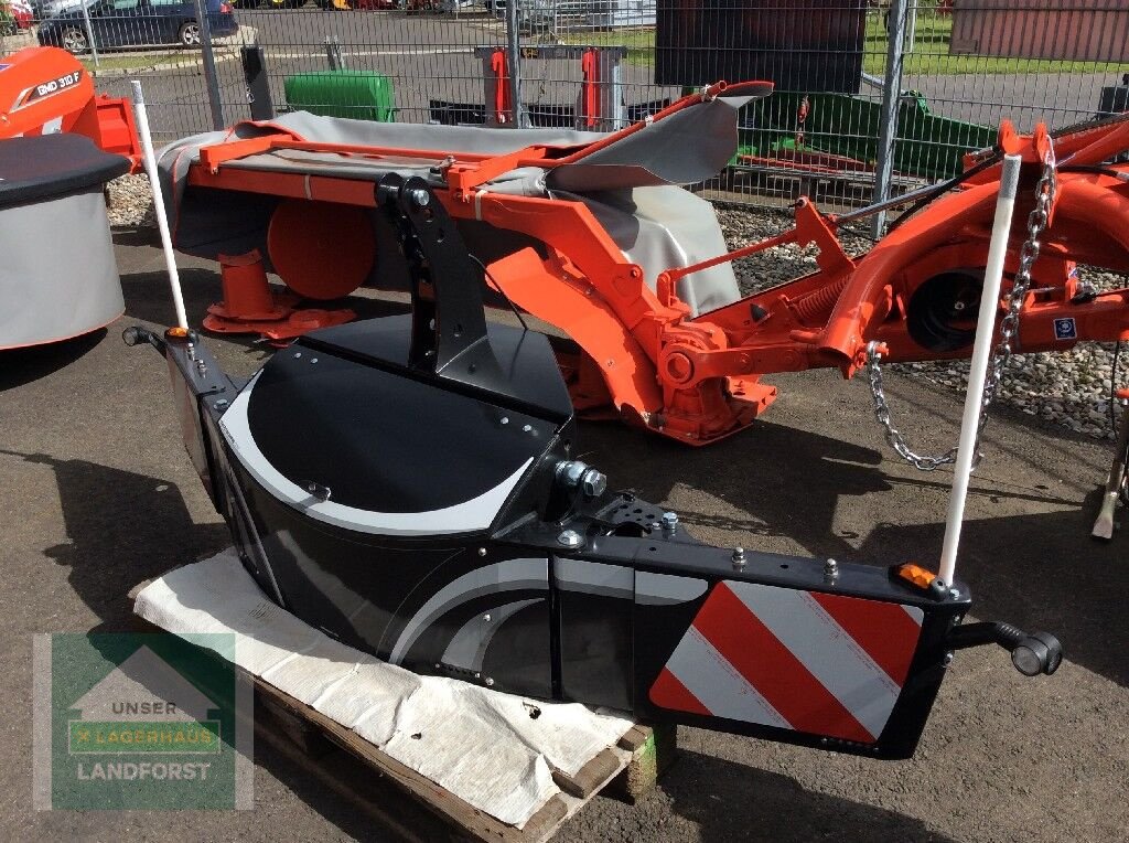 Frontgewicht of the type Sonstige PREMIUM Unterfahrschutz, Neumaschine in Kobenz bei Knittelfeld (Picture 2)