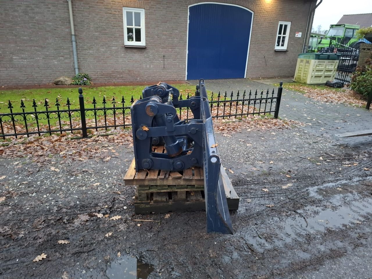 Frontgewicht van het type Sonstige schaaf frontgewieht, Gebrauchtmaschine in Mariahout (Foto 3)