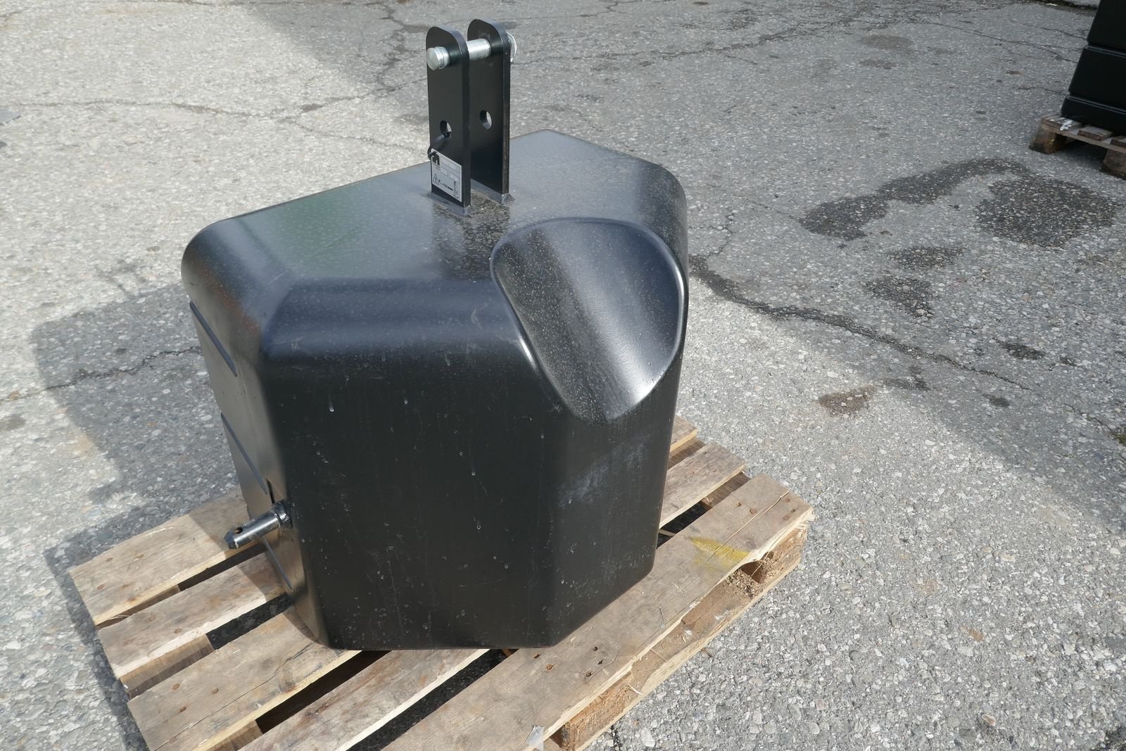 Frontgewicht typu Sonstige Stahlbetongewicht 600, Gebrauchtmaschine v Villach (Obrázek 4)