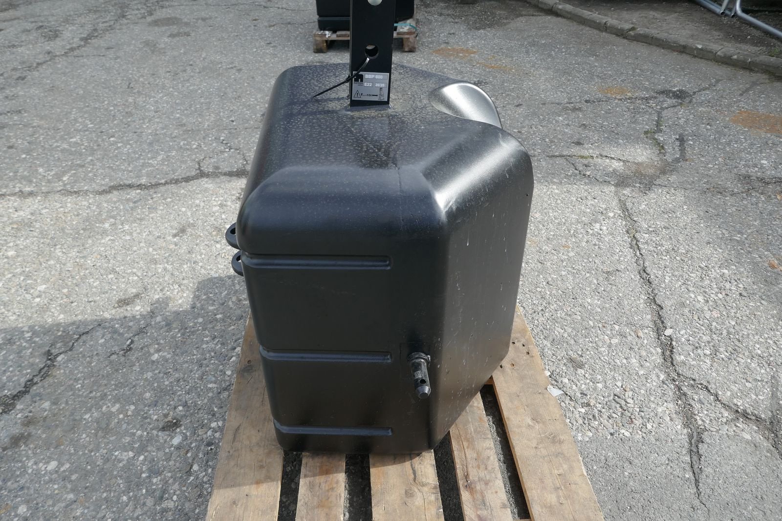 Frontgewicht typu Sonstige Stahlbetongewicht 600, Gebrauchtmaschine v Villach (Obrázek 5)