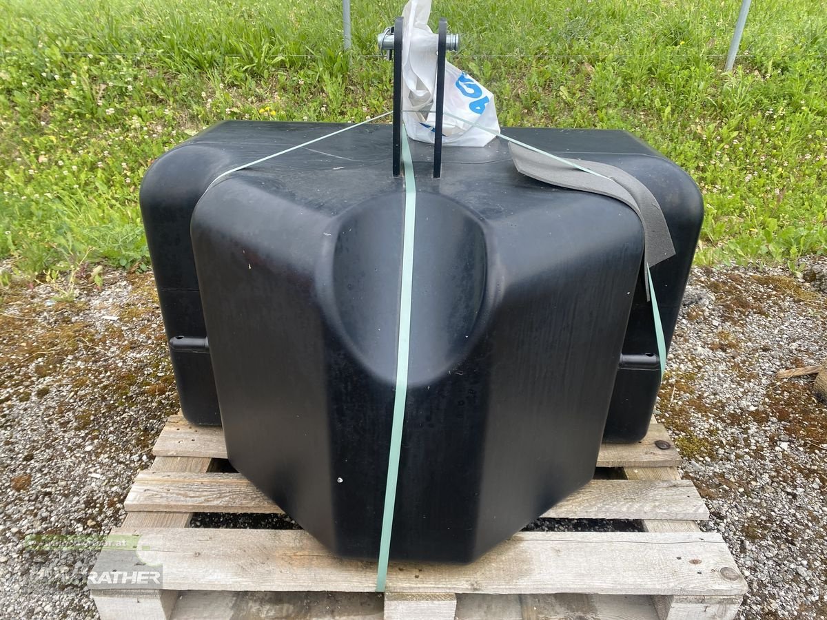 Frontgewicht des Typs Sonstige Stahlbetongewichte 400kg / 800kg/1000kg, Neumaschine in Kronstorf (Bild 1)