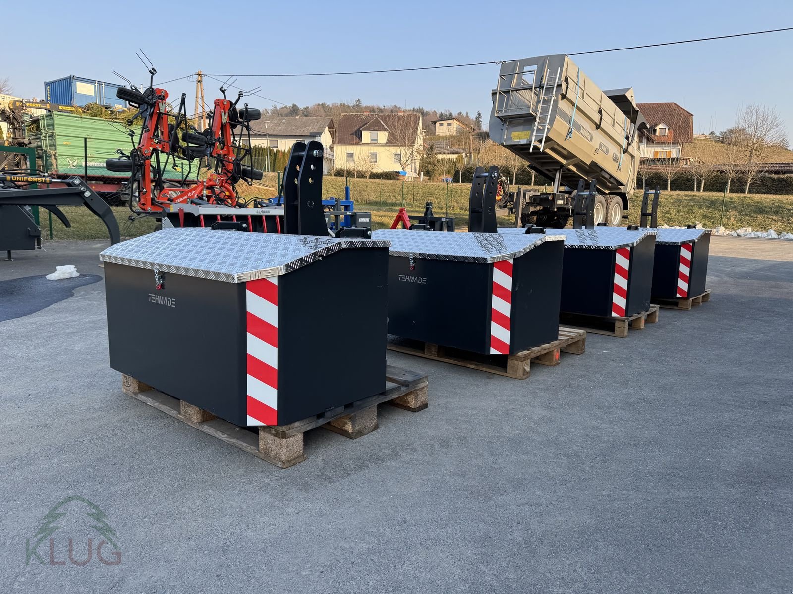 Frontgewicht des Typs Sonstige Transportbox mit integriertem Ballast, Neumaschine in Pirching am Traubenberg (Bild 1)