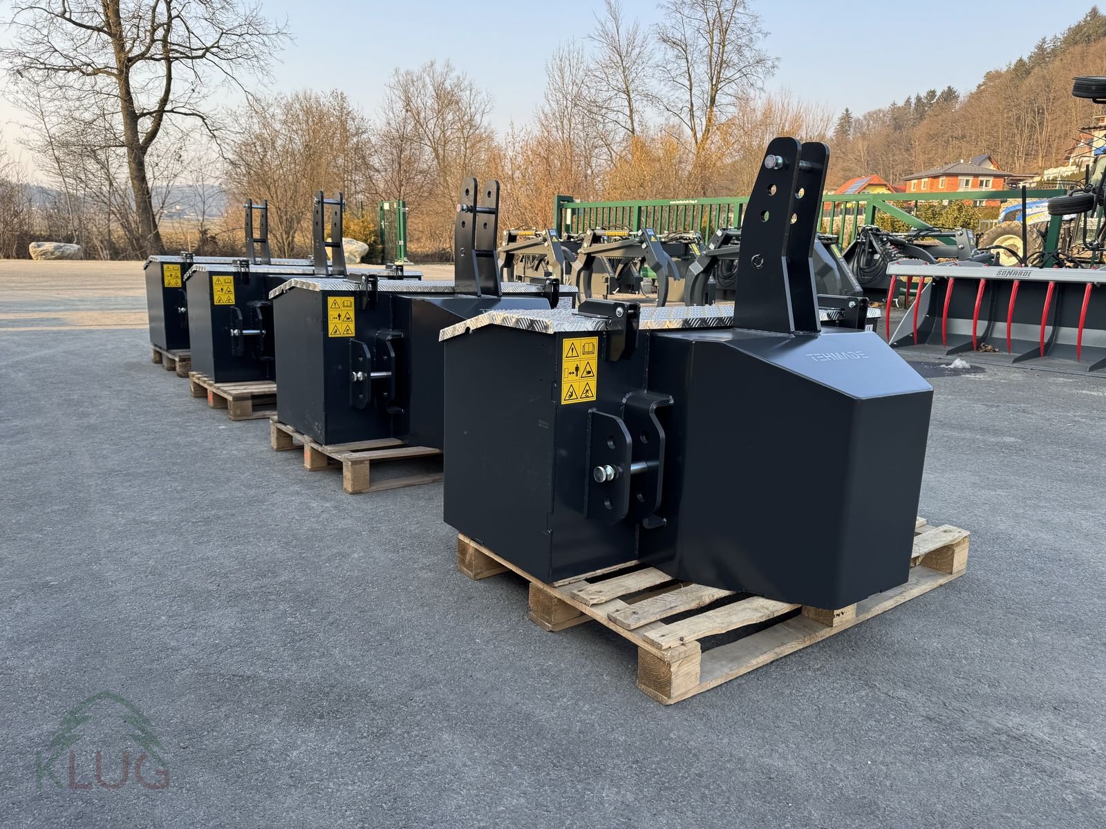 Frontgewicht des Typs Sonstige Transportbox mit integriertem Ballast, Neumaschine in Pirching am Traubenberg (Bild 2)