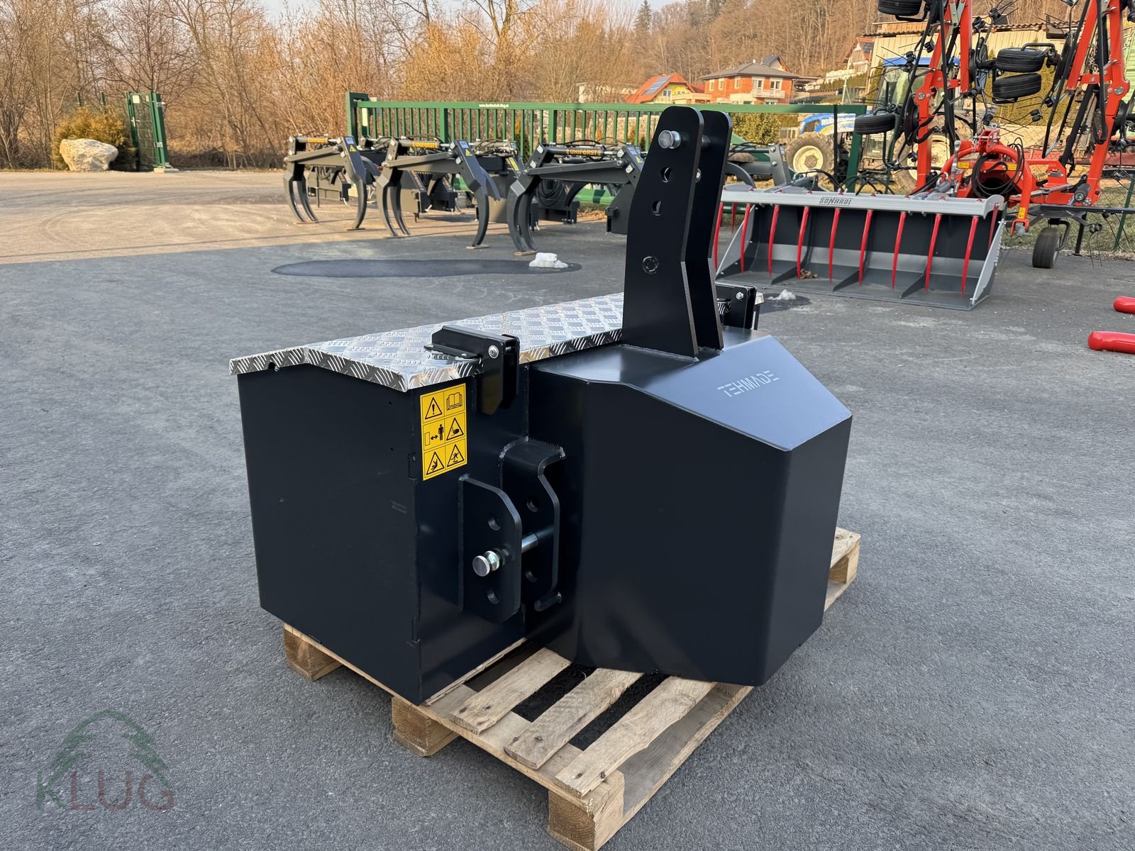 Frontgewicht des Typs Sonstige Transportbox mit integriertem Ballast, Neumaschine in Pirching am Traubenberg (Bild 19)