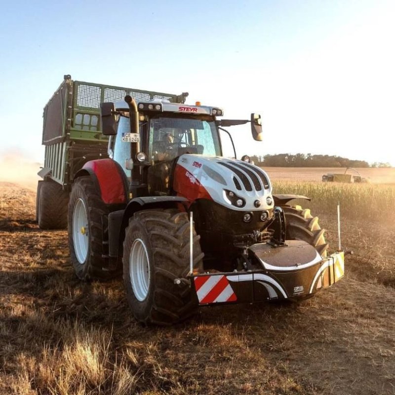 Frontgewicht des Typs Steyr Agribumper / TractorBumper, Neumaschine in Alphen (Bild 2)