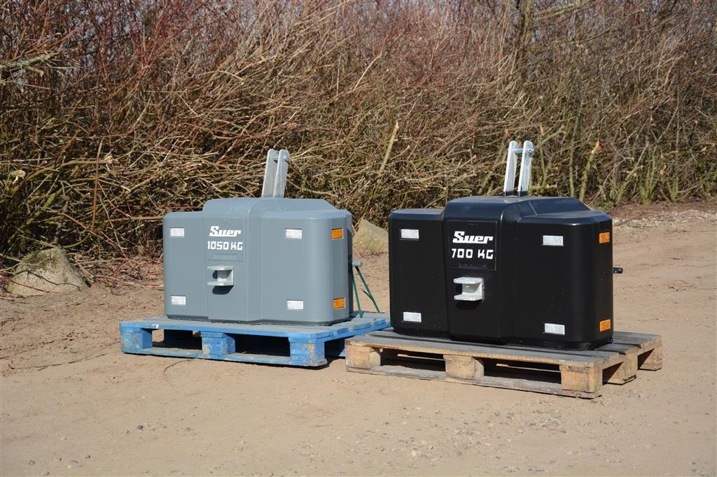 Frontgewicht des Typs Suer 1050 kg ultra kompakt - www.suer.dk GRATIS LEVERING, Gebrauchtmaschine in Tønder (Bild 1)