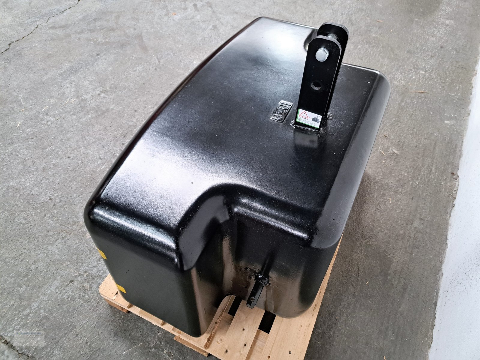 Frontgewicht des Typs Tenwinkel ECO-Top 1050 kg, Neumaschine in Unterdietfurt (Bild 8)