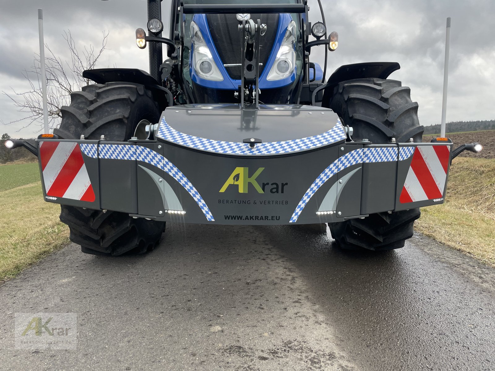 Frontgewicht des Typs TractorBumper TractorBumper SafetyWeight Frontgewicht Unterfahrschutz 300kg - 2500kg, Neumaschine in Königsberg (Bild 2)