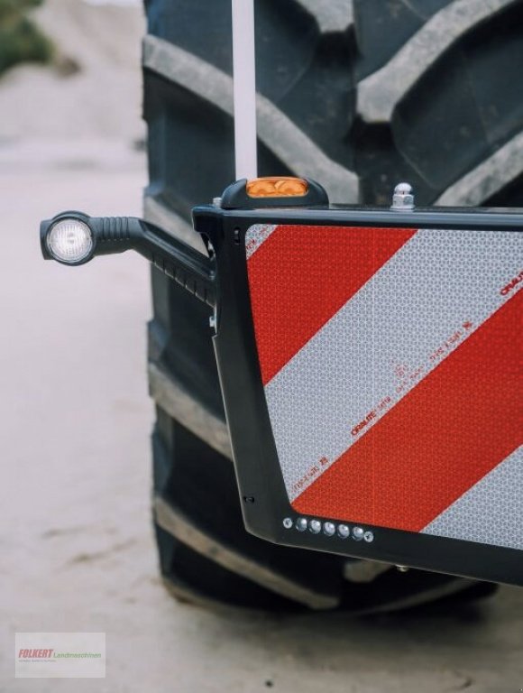 Frontgewicht des Typs TractorBumper Unterfahrschutz SafetyWeight 600 - 2500 kg, Neumaschine in Berlin (Bild 17)