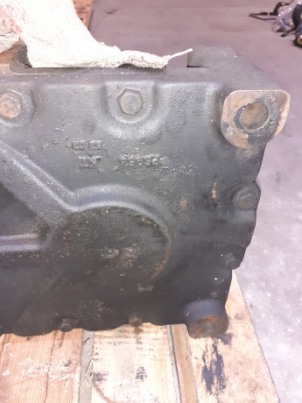 Fronthydraulik & Zapfwelle des Typs Case STX 440, Gebrauchtmaschine in Hemmet (Bild 6)