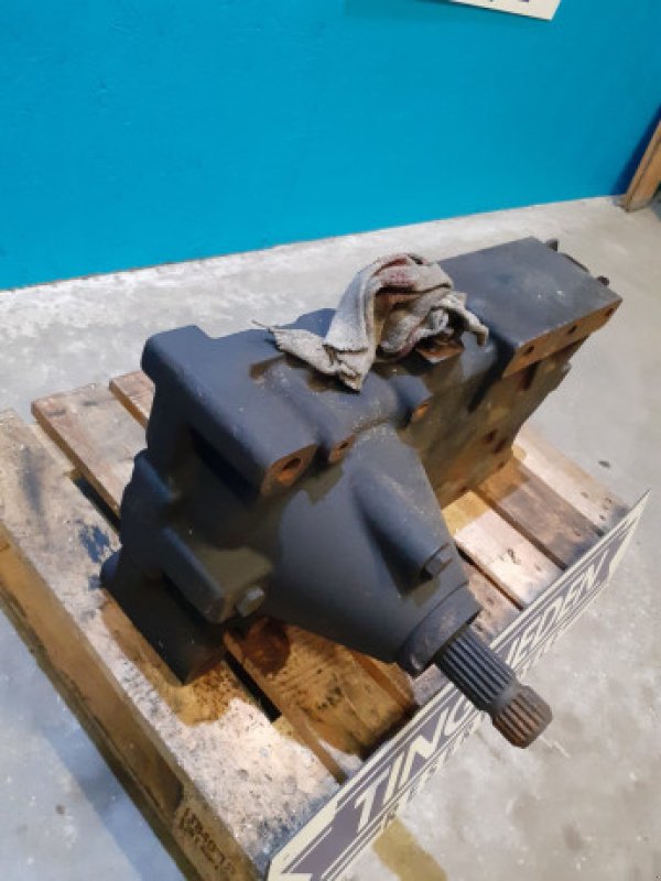 Fronthydraulik & Zapfwelle des Typs Case STX 440, Gebrauchtmaschine in Hemmet (Bild 2)