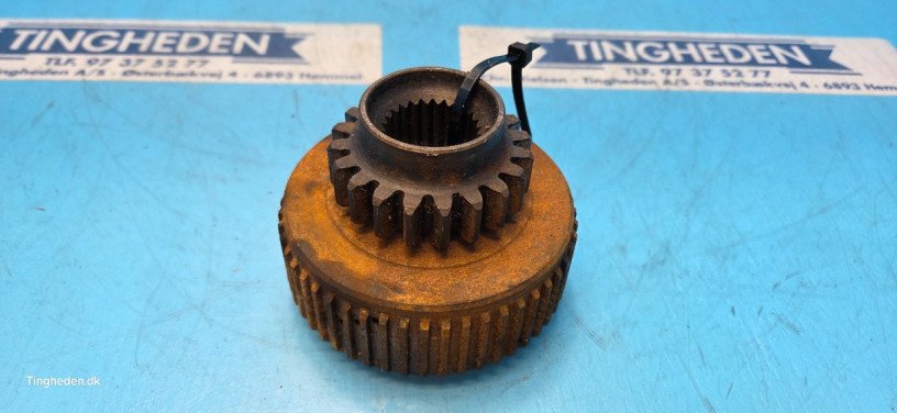 Fronthydraulik & Zapfwelle typu Ford 8210, Gebrauchtmaschine v Hemmet (Obrázek 2)